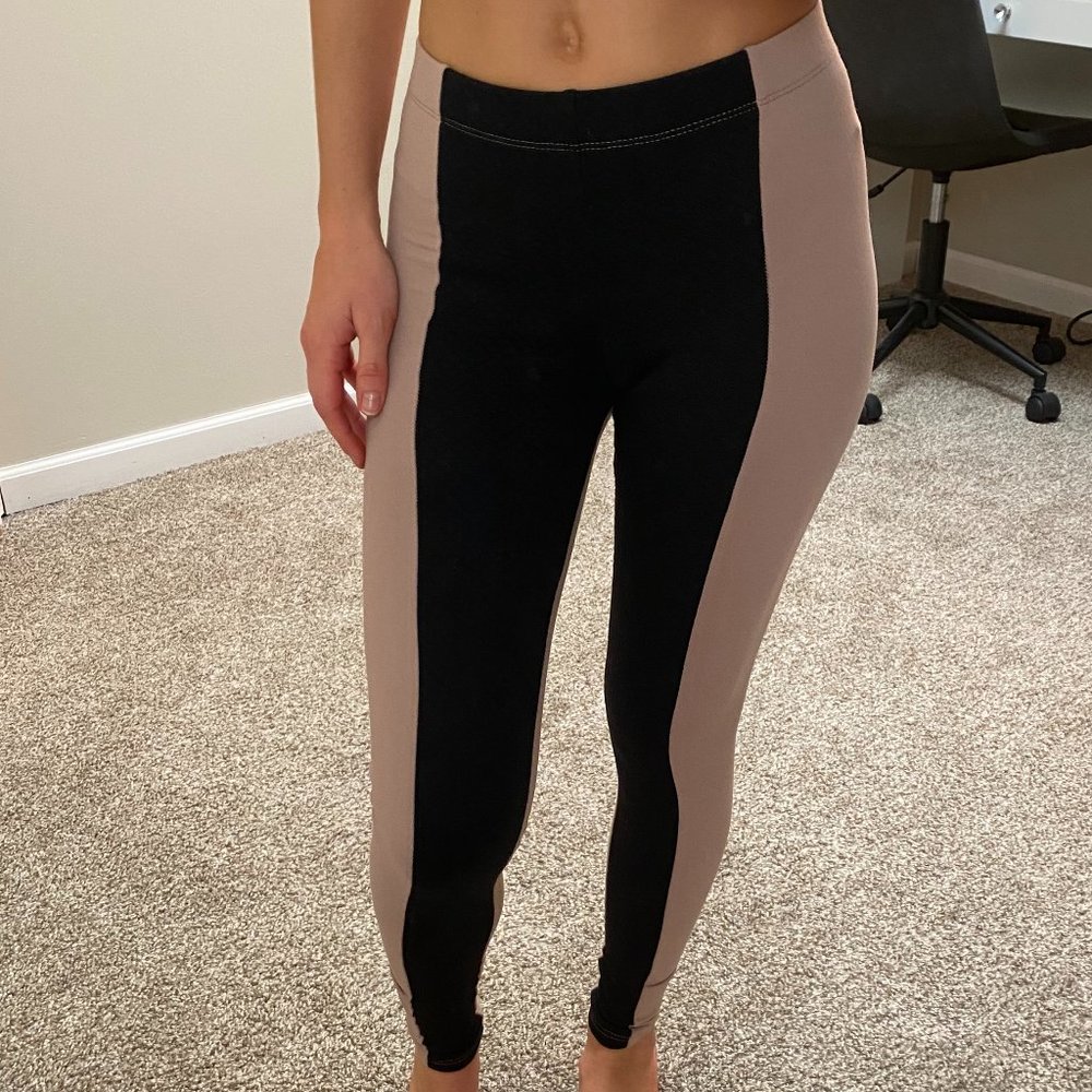 Leggings - Picture 2 of 10